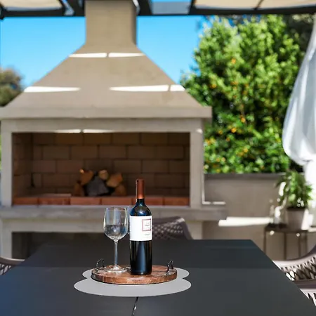 Βίλα Arboria With Heated Pool Zaton (Zadar)